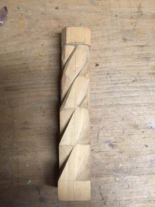 säule.jpg (100.48 KiB) 1147 mal betrachtet Säule mit 4 Wendel