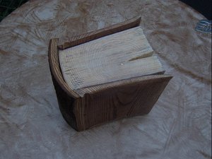 das Buch , von oben gesehen
