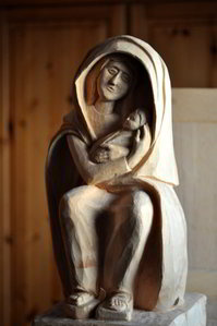 Madonna II.jpg (63.33 KiB) 6151 mal betrachtet Madonna II.jpg